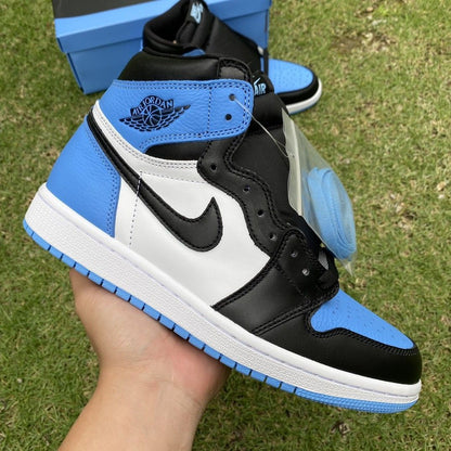 Nike air Jordan One unc toe (Mirror Image of OG)