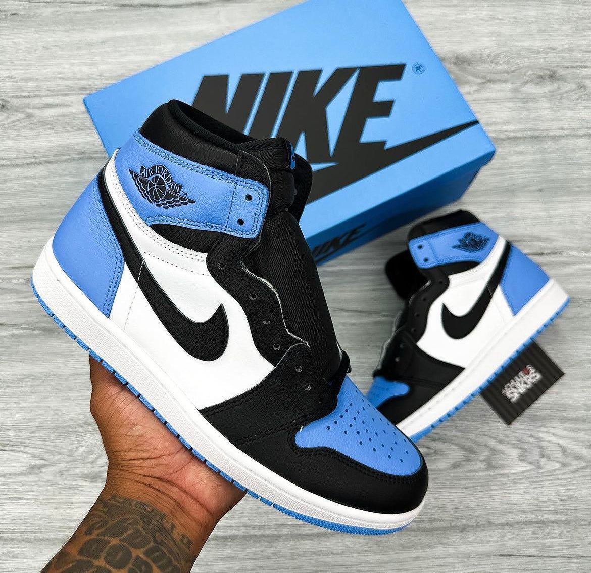 Nike air Jordan One unc toe (Mirror Image of OG)