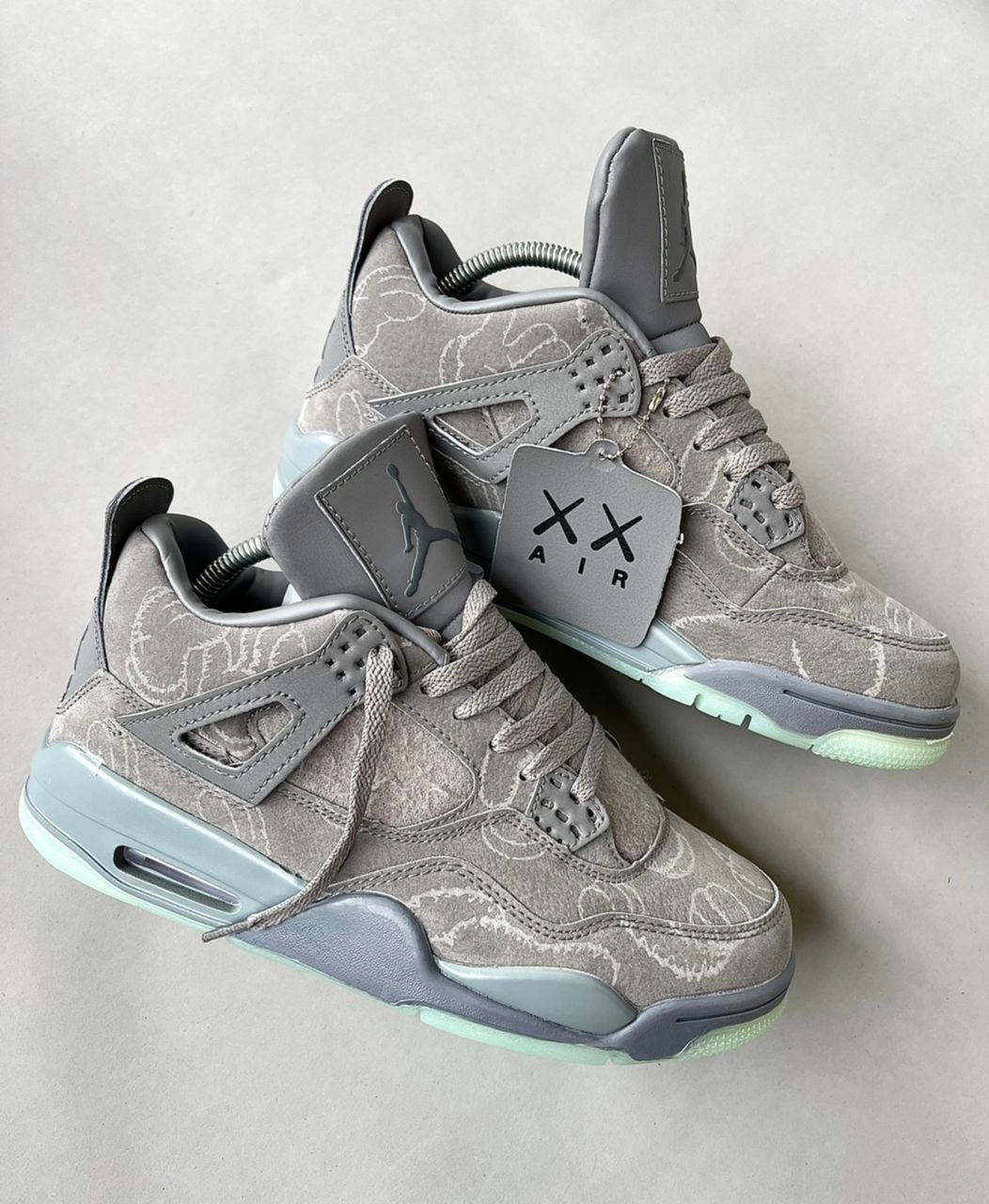 Jordan 4 Kaws (Mirror Image of OG)