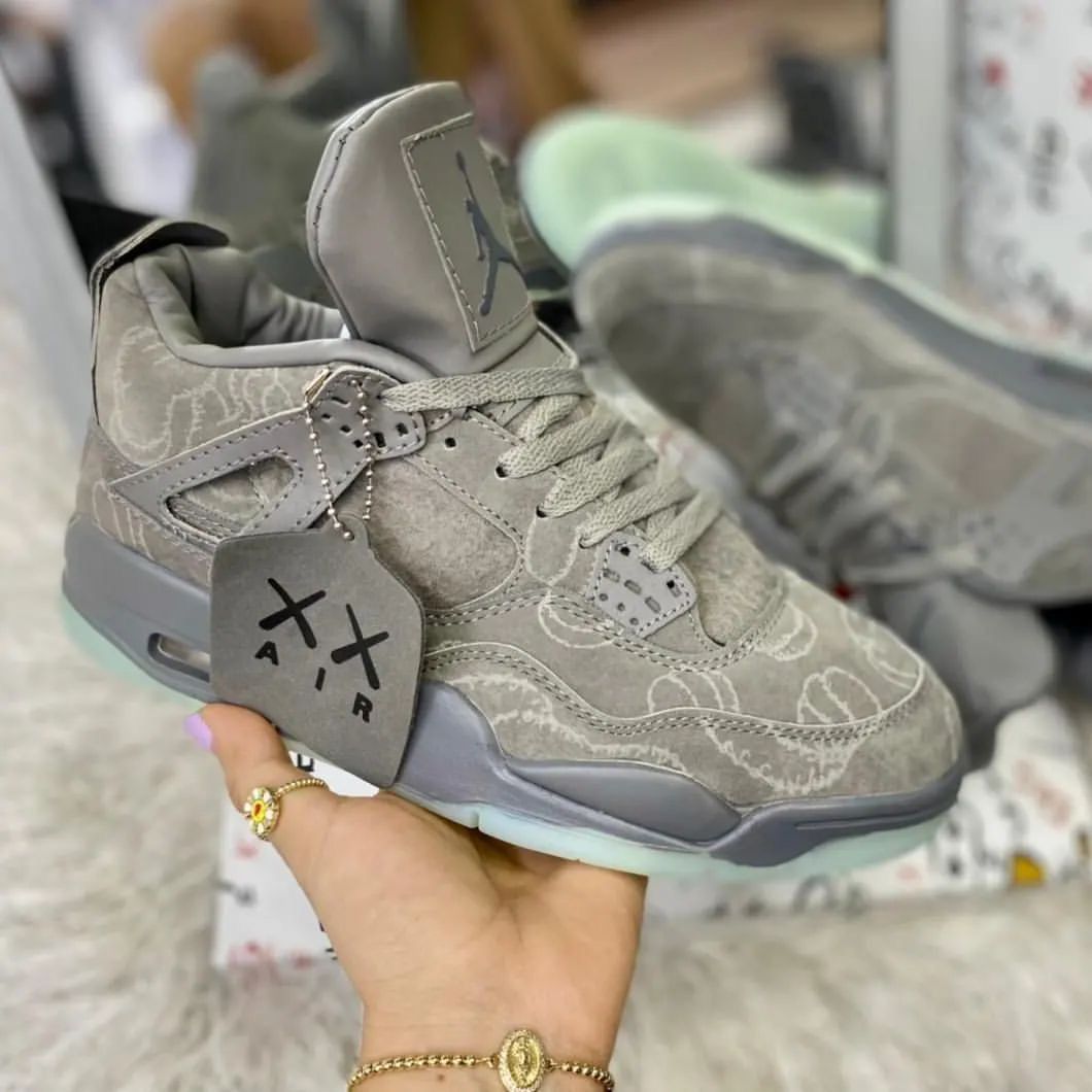 Jordan 4 Kaws (Mirror Image of OG)