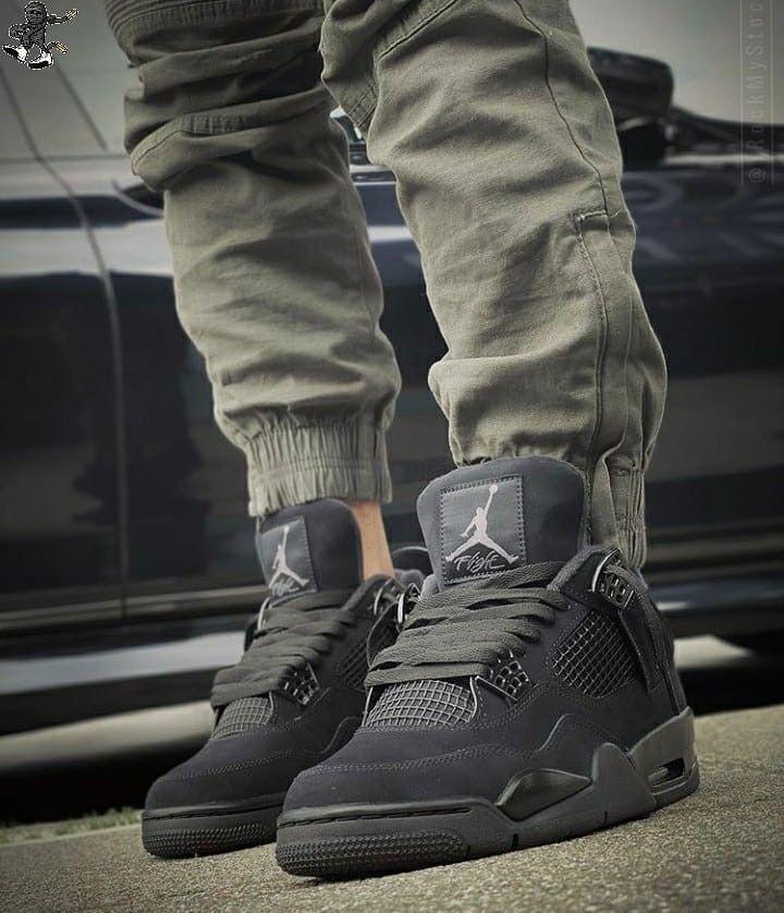 Jordan Retro 4 black (Mirror Image of OG)